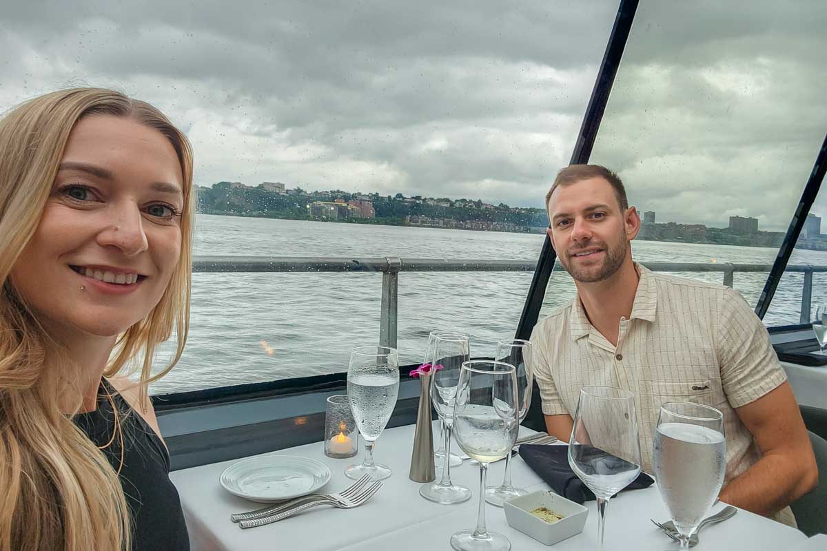 Daniel and Bailey take a selfie onboard the Bateaux New York Premier Dinner Cruise