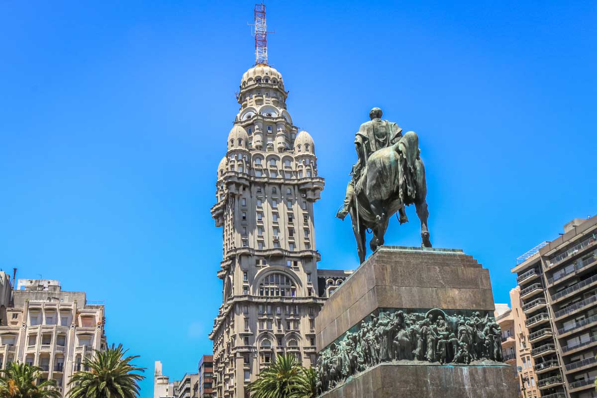 Statue in Montevideo, Argentina