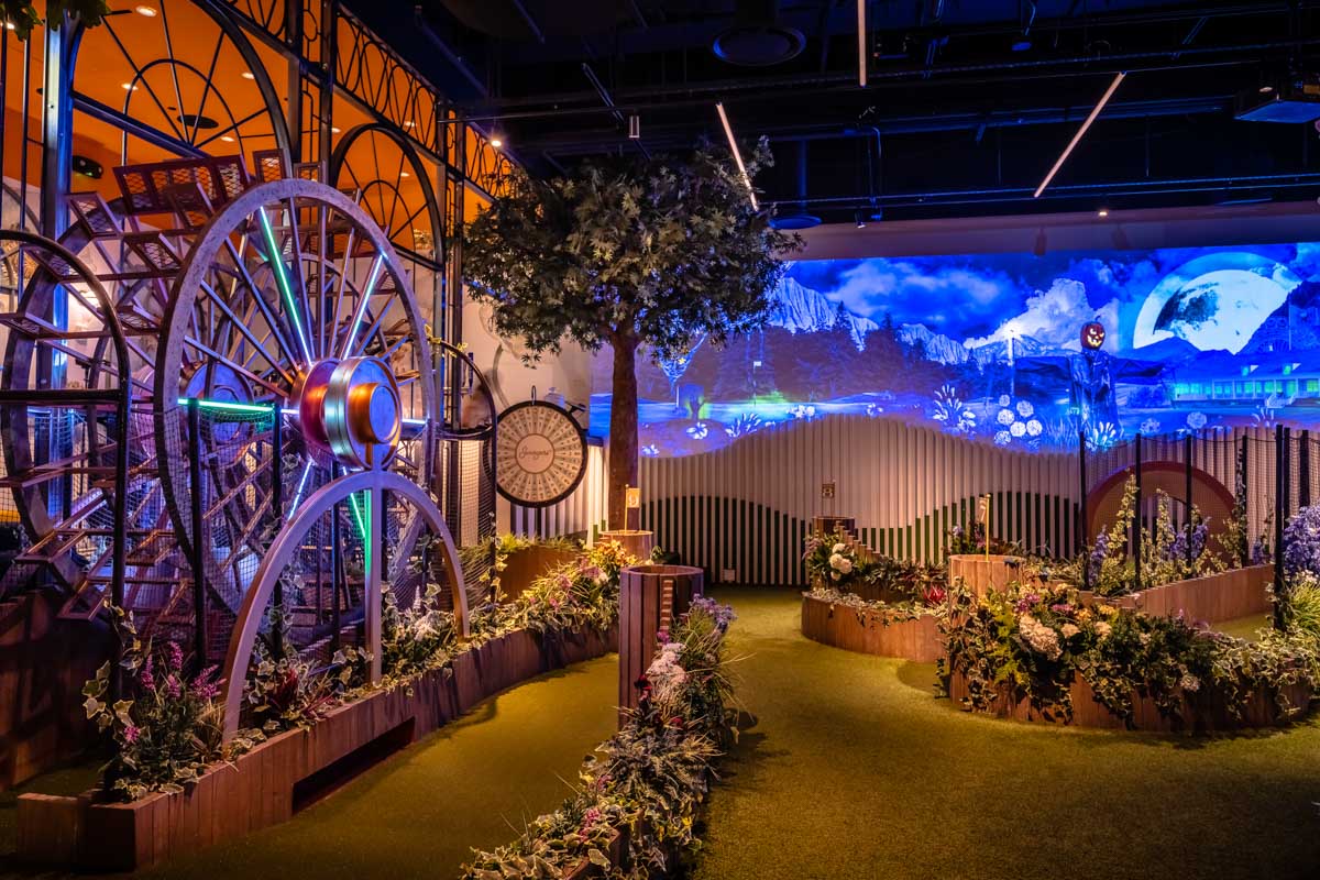 Swinger mini golf nyc