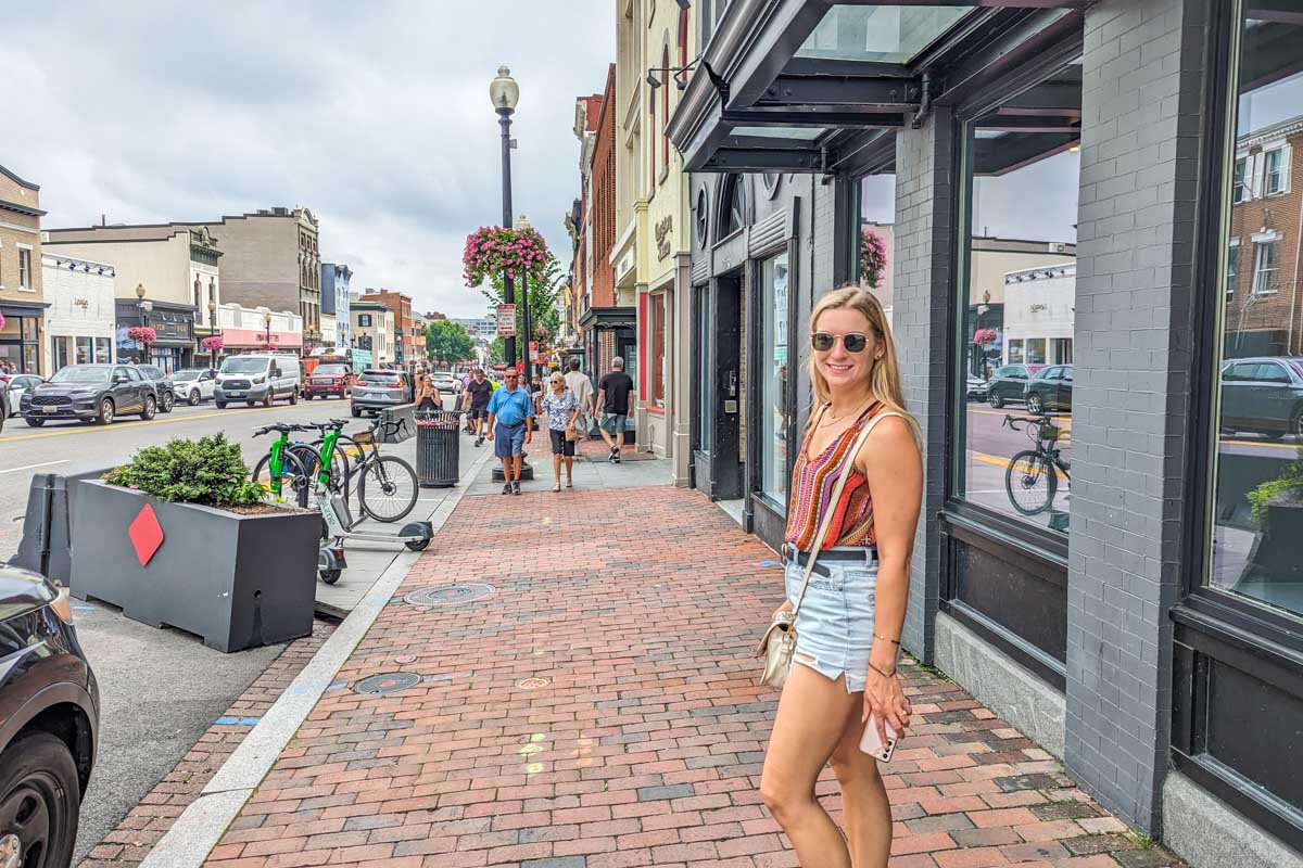 Bailey walks the cute streets in Georgetown Washington DC