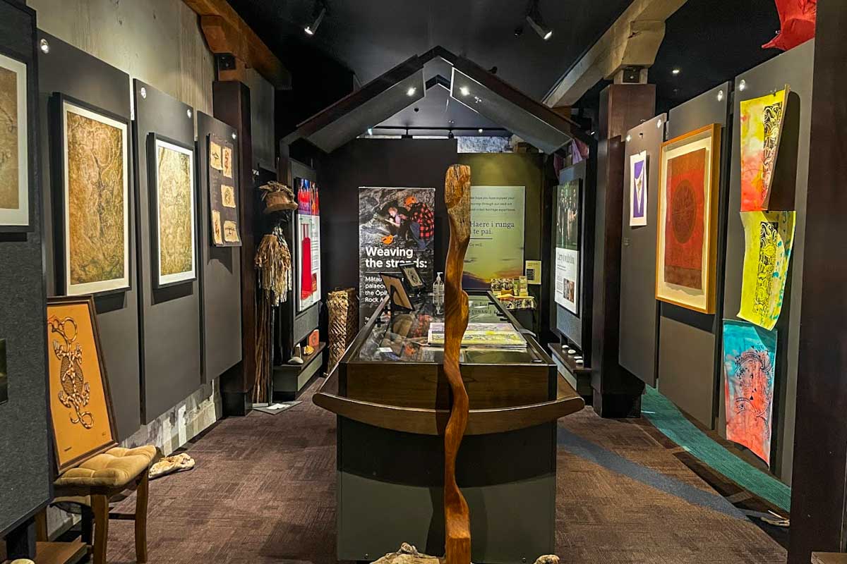 Te Ana Maori Rock Art Center in Timaru