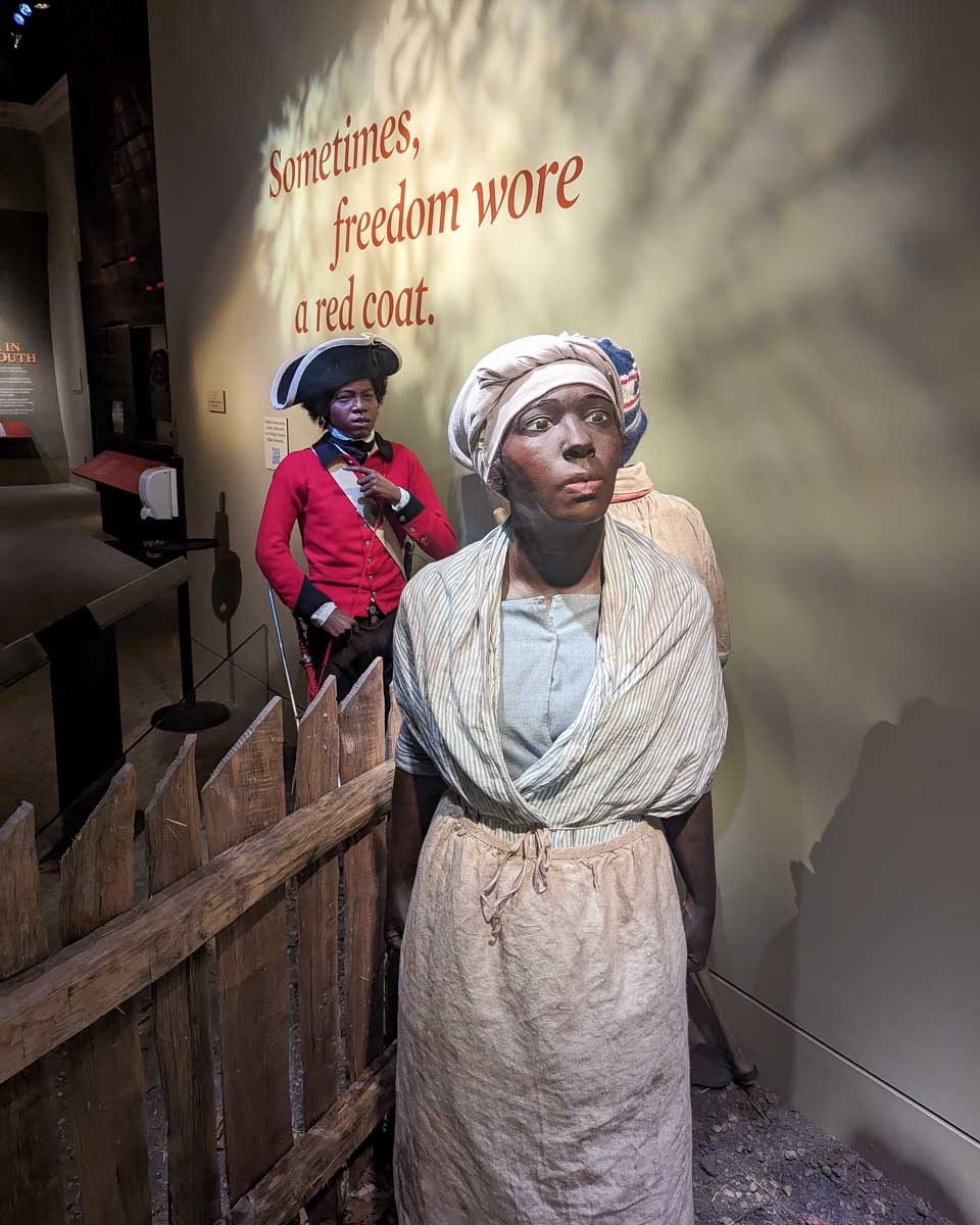 Wax statue off woman at the museum of the american revolution