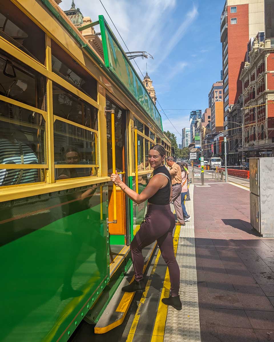 free city tram around Melbourne