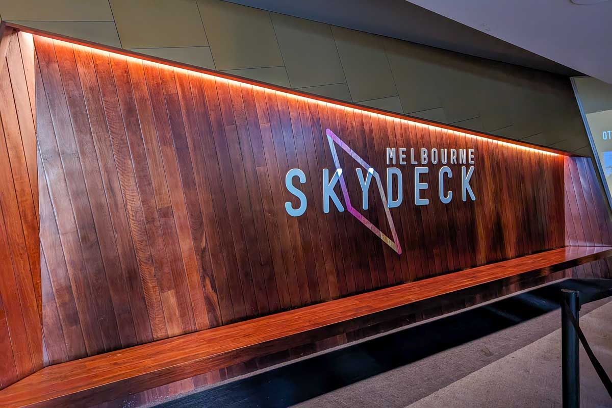 A sign in the Melbourne Skydeck that says skydeck