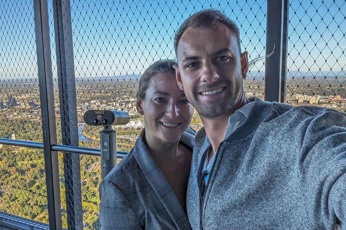 Bailey and daniel take a selfie from the melbourne skydeck