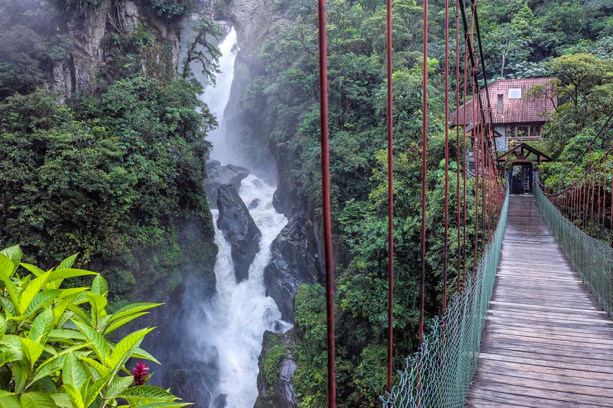 Pailon del Diablo waterfall near banos ecuador-2