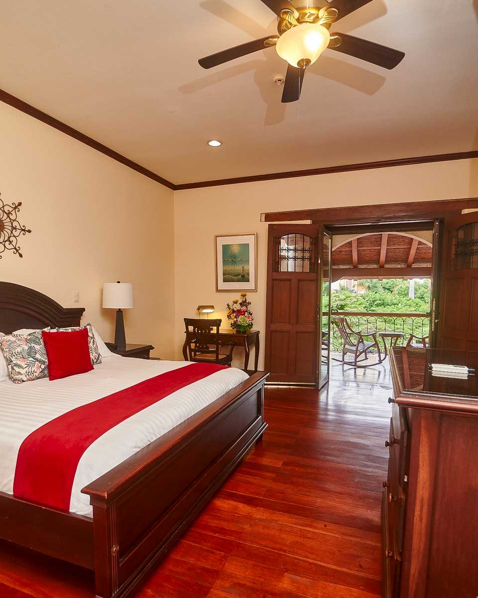 Hotel Plaza Colón Granada Nicaragua room