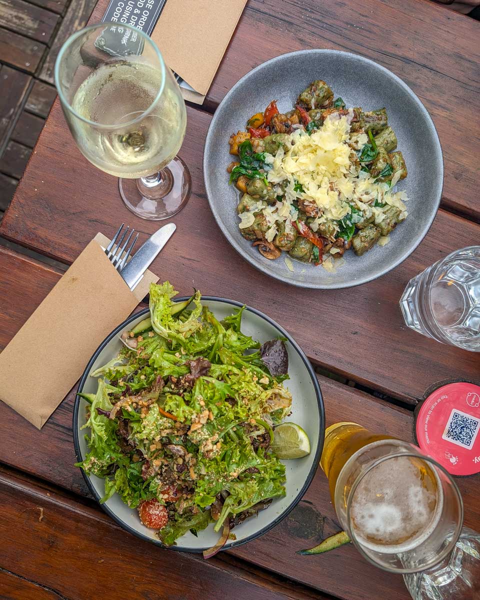 Photo of dinner nd wine in Cowes on a tour to Phillip Island