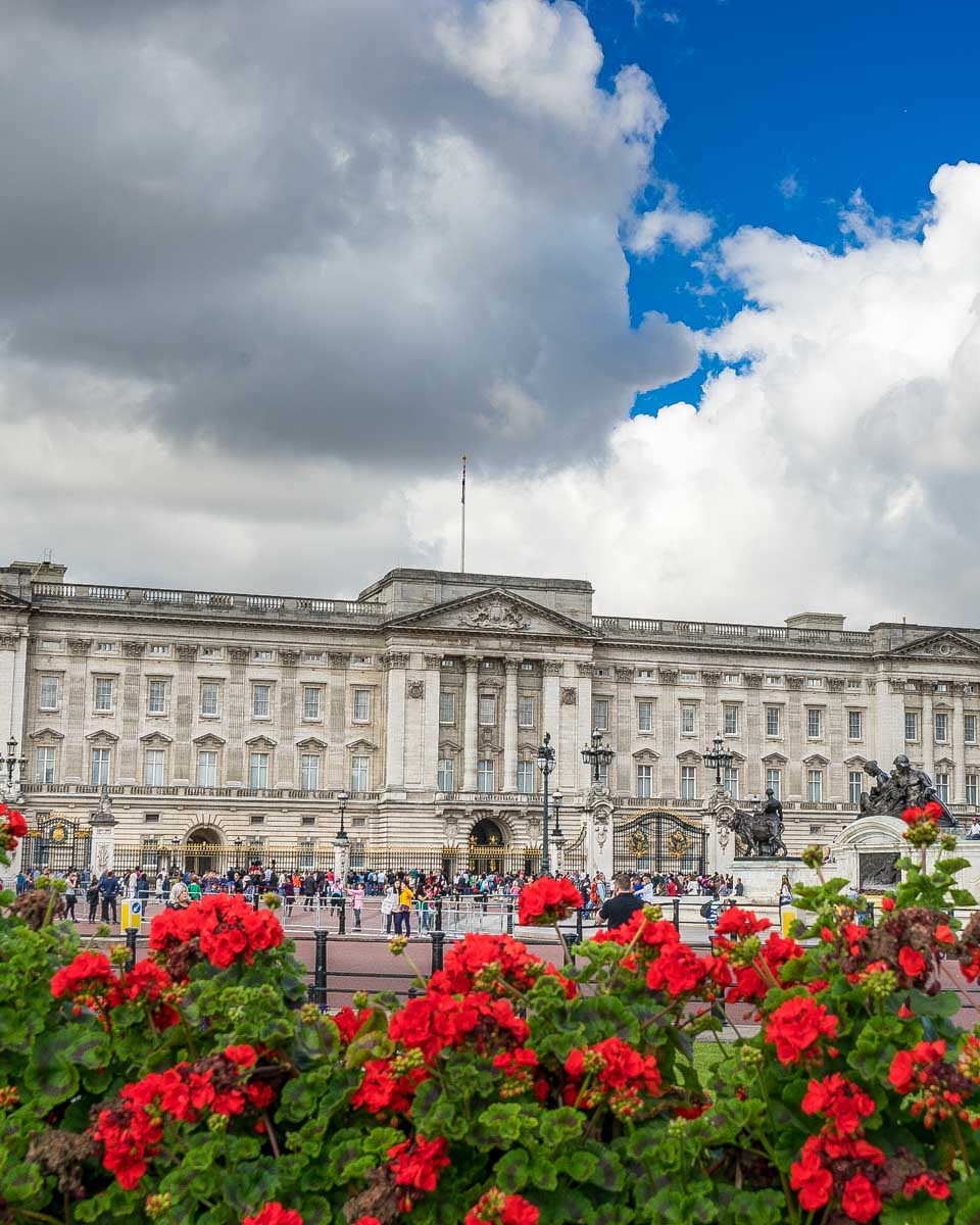 Buckingham Palace in London England