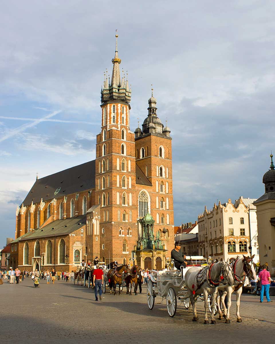 St.-Marys-church-on-a-bike-tour-in-Krakow-Poland