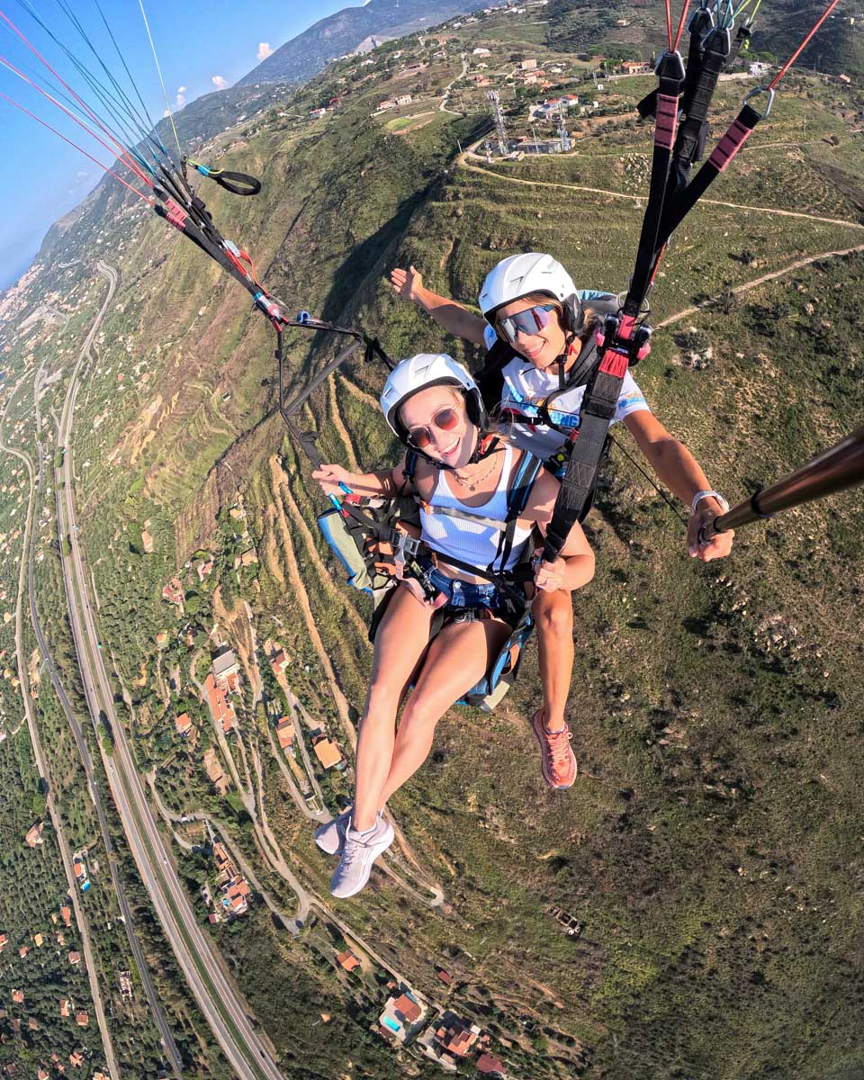 Bailey-paragliding-in-Corfu Greece