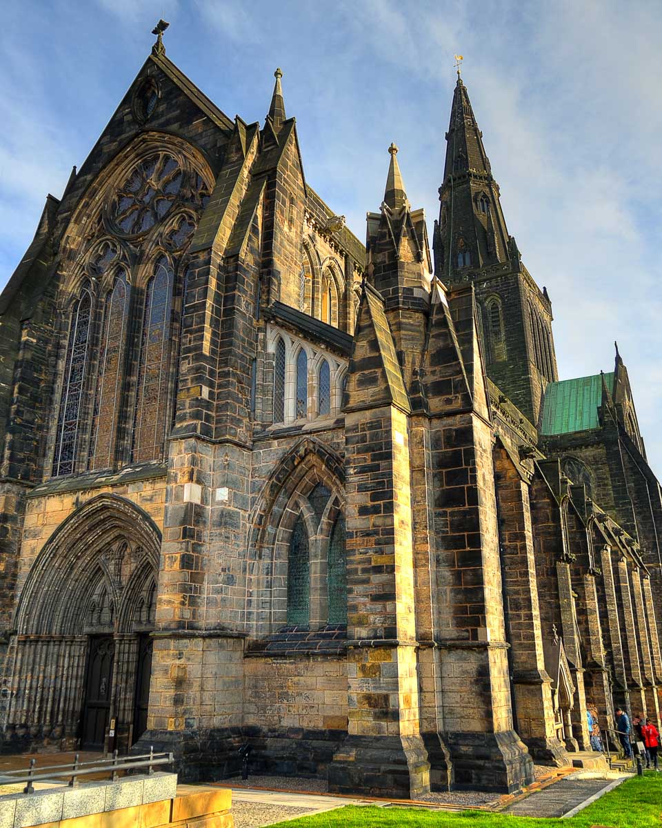 Outside of Glasgow Cathedral seen on a private sightseeing tour