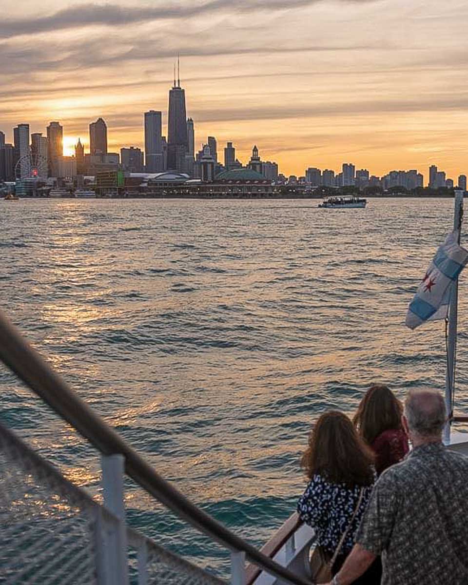 Wendella sunset cruise on lake michigan from Chicago Illinois