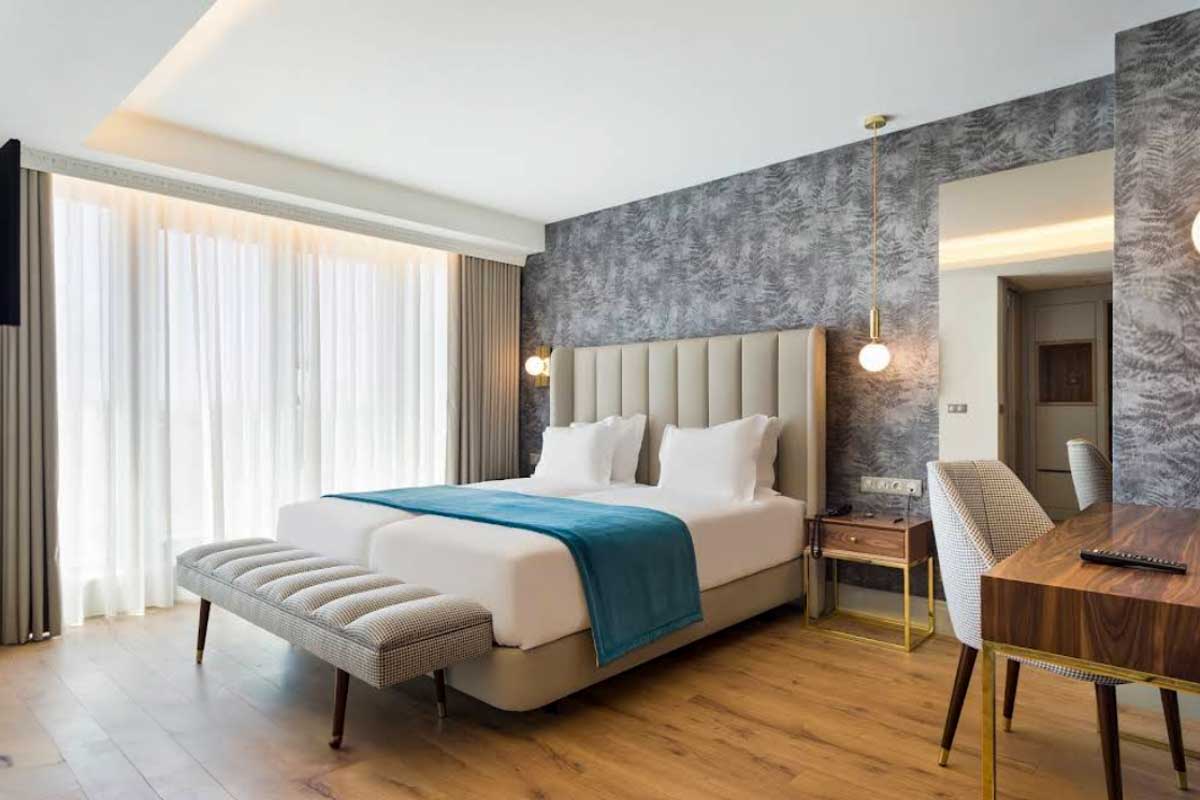 Acta The Avenue in Porto Portugal