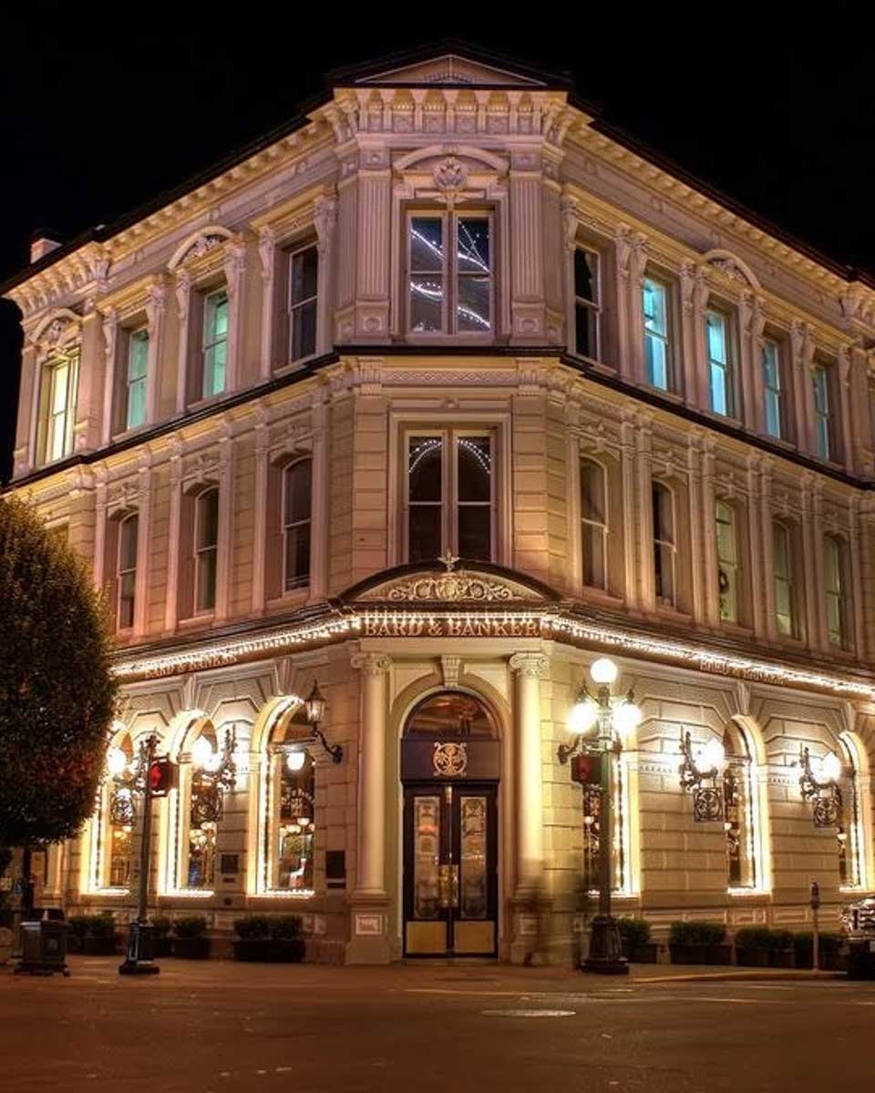 Bard & Banker in Victoria BC 1