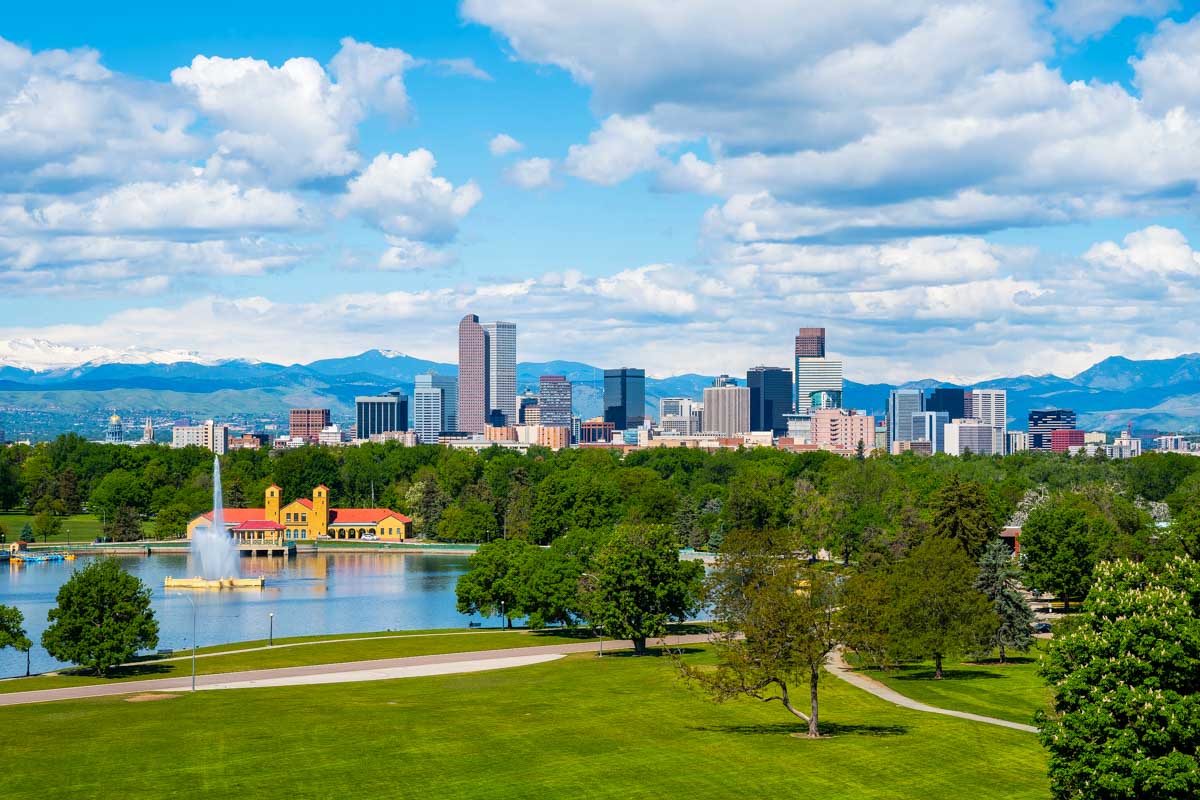 Denver Colorado city and mountains
