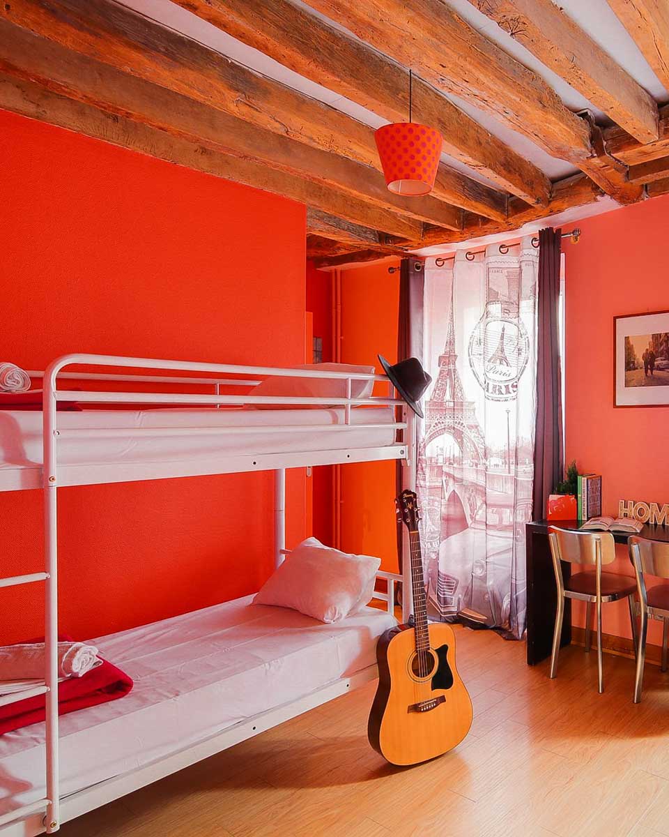 Dorm room at Le Village Montmartre in PAris