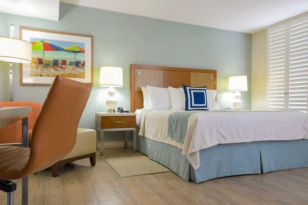 Gateway Hotel Santa Monica in Los Angeles California