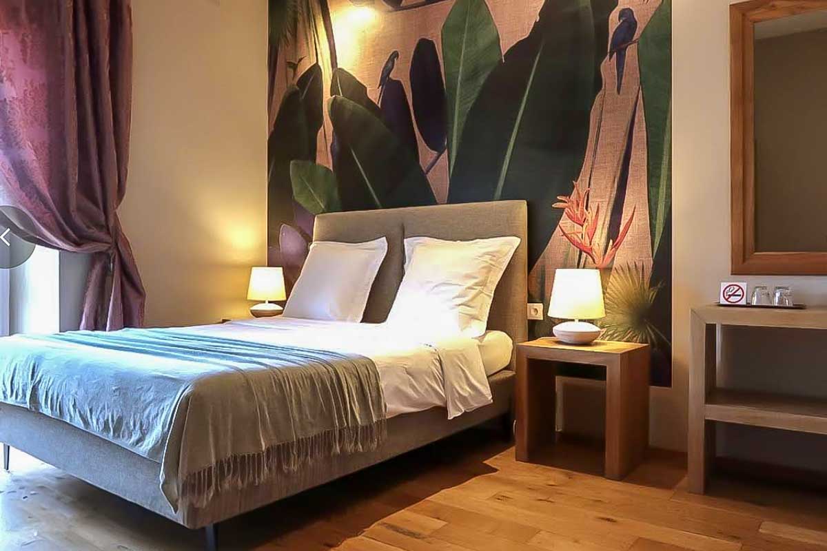 Hotel De La Mer in Nice France