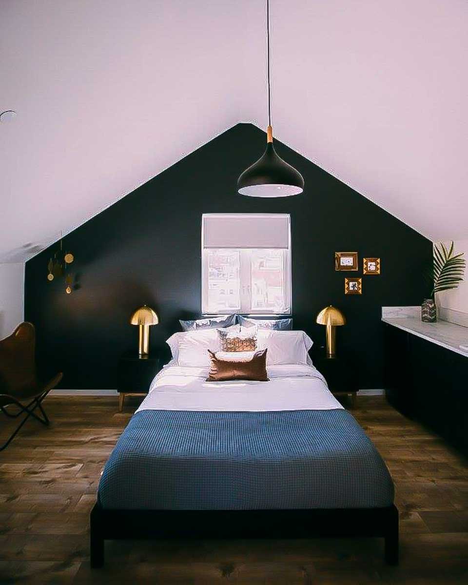 Noon on Sunset Hill in Los Angeles California