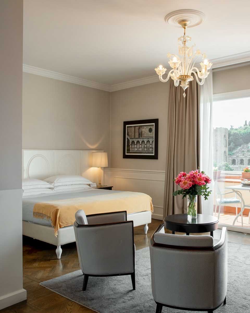 Plaza Hotel Lucchesi in Florence Italy 1