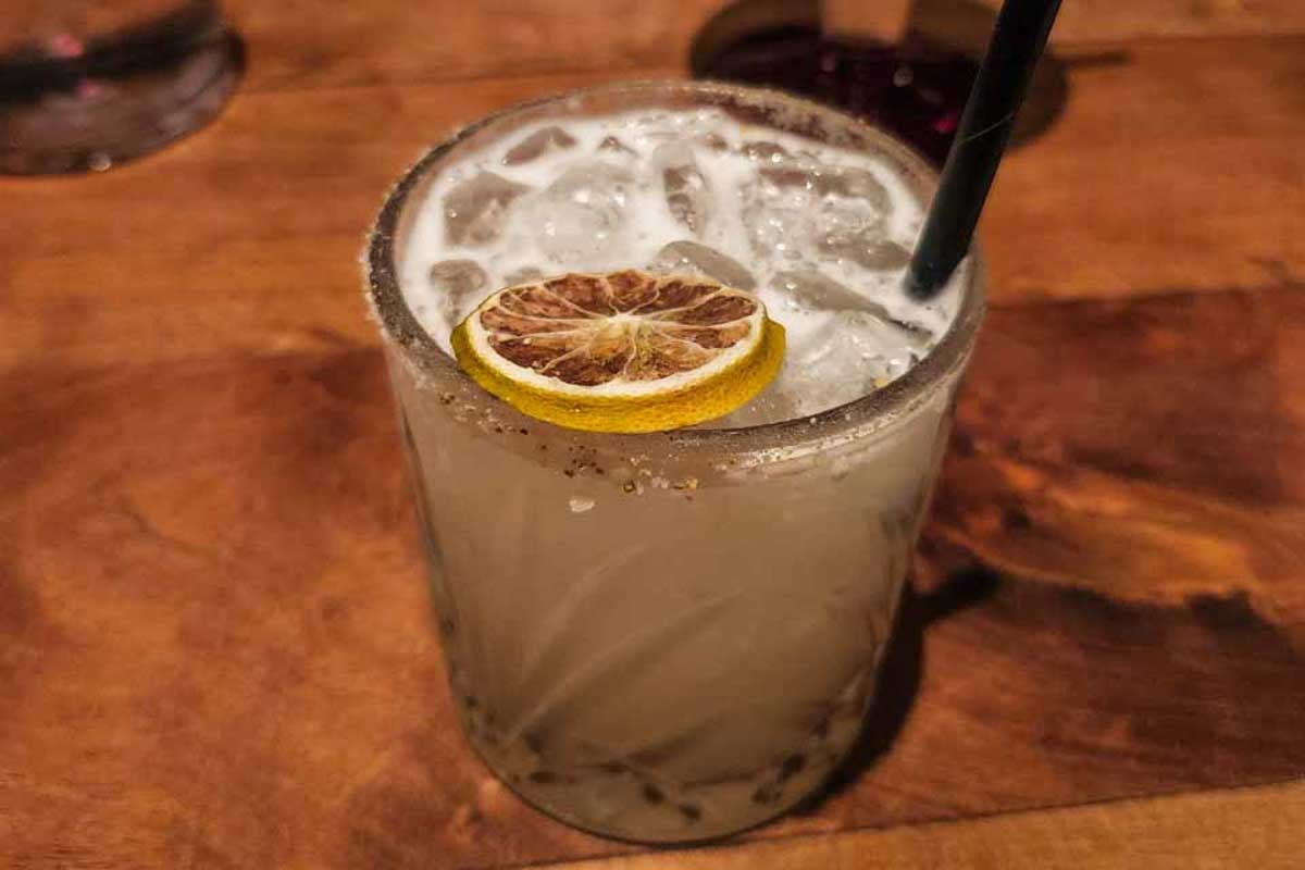 A-cocktail-at-Fresco cocktail Shop in Lake Como Italy