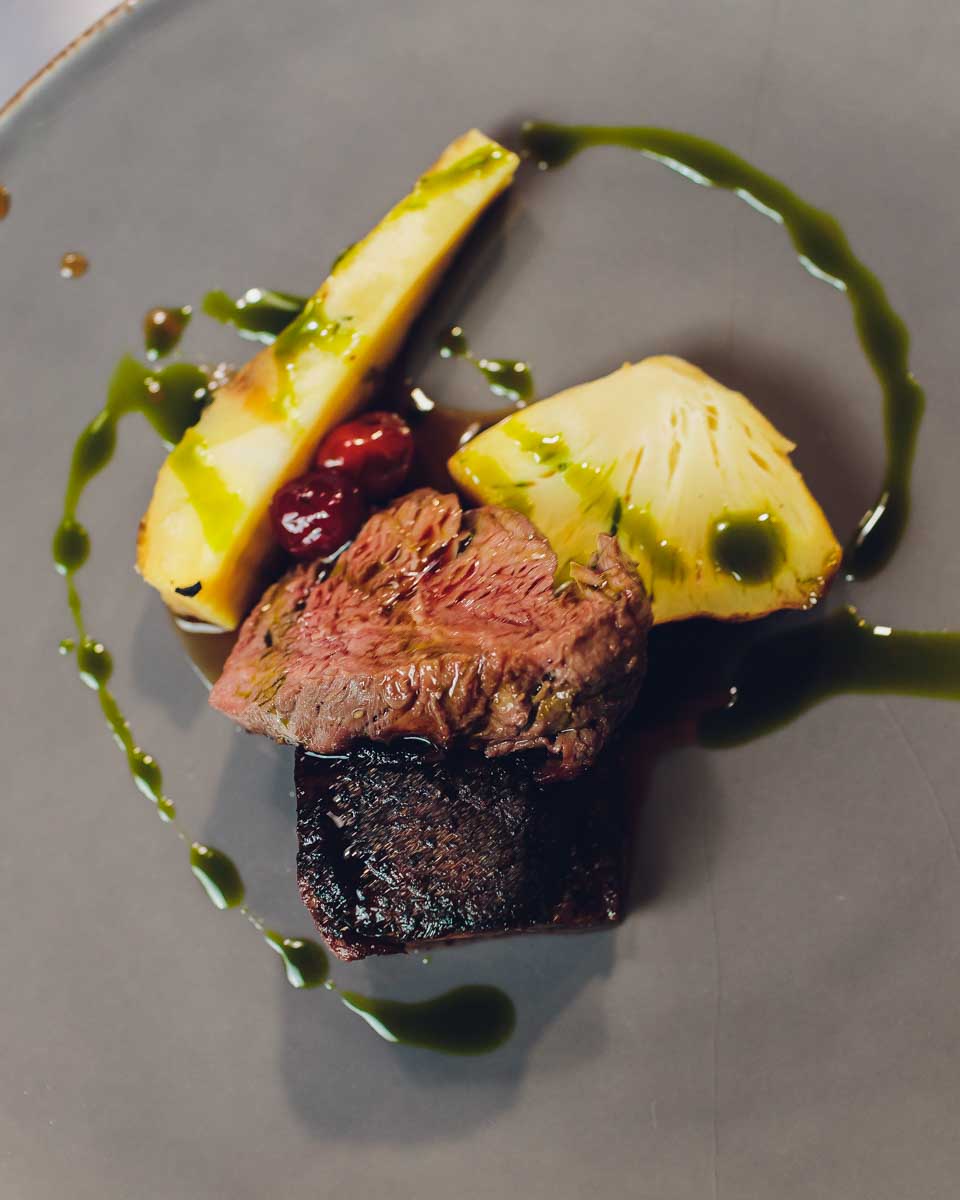 A-small-meal-eaten-on-a-food-tour-in-Kelowna BC