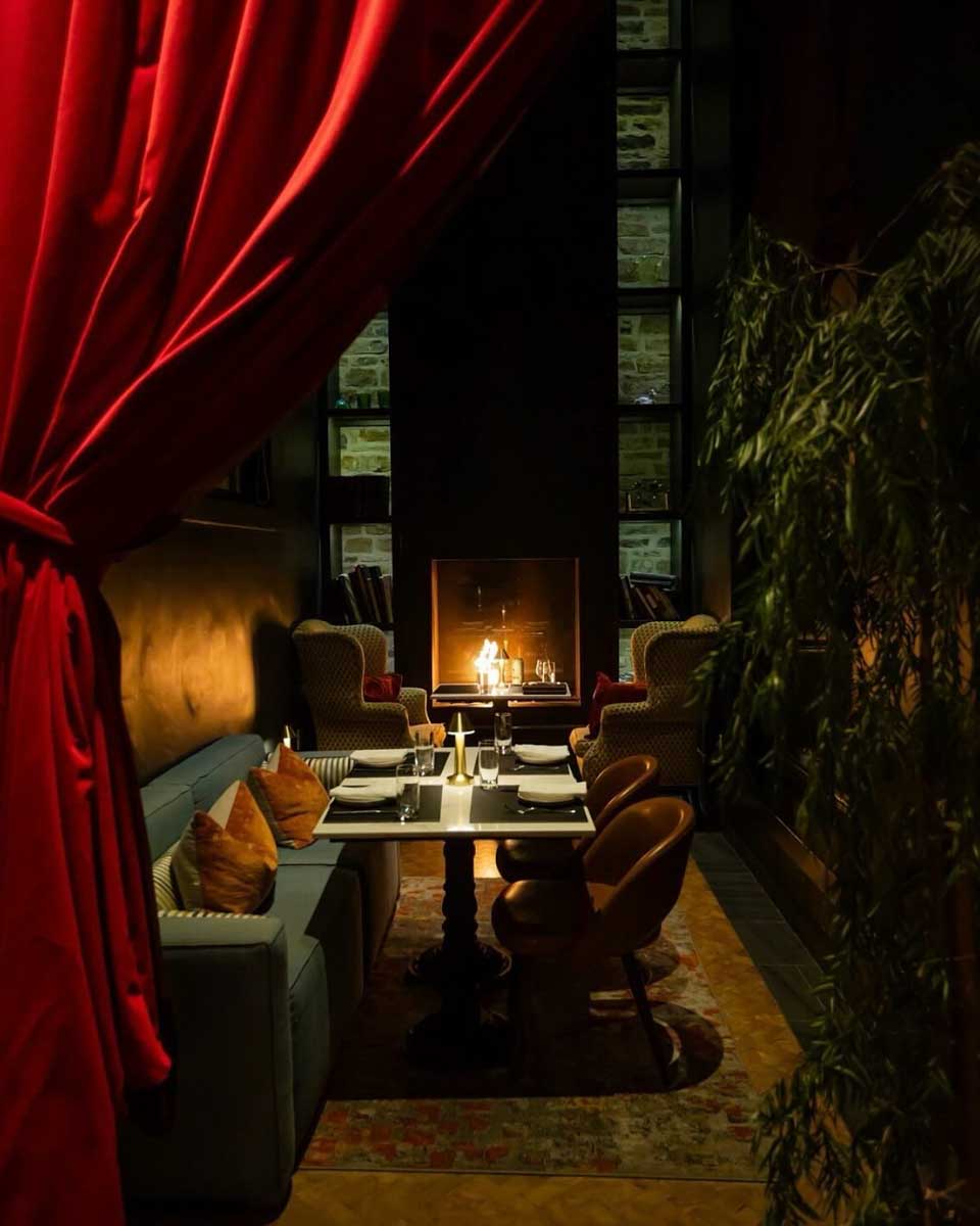 Bar Artefact in Quebec City Quebec