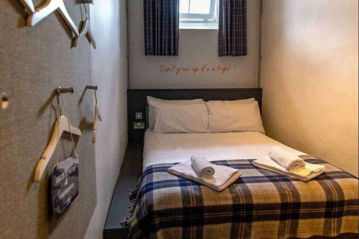 CoDE Pod Hostels in Edinburgh Scotland 1