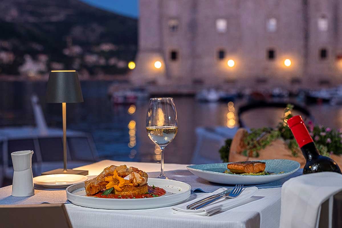 Gradska Kavana Arsenal Restaurant & Bar in Dubrovnik Croatia 1