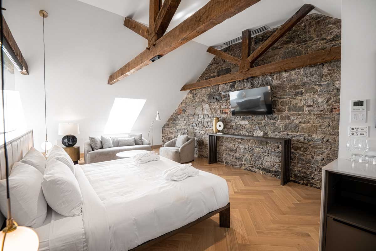 Hôtel Boutique Ophelia in Quebec City Quebec