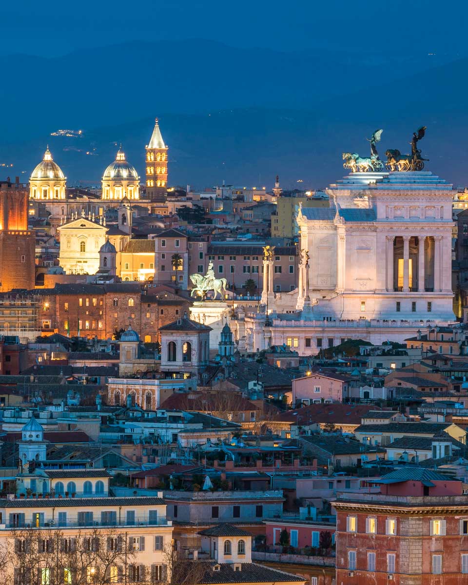 Rome seen at night from Colle del Gianicolo on an evening Vespa Tour in Rome Itay