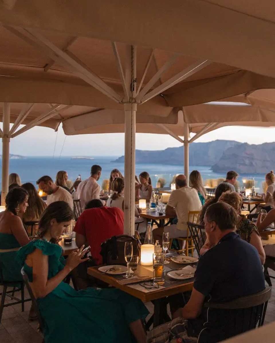Thalami Restaurant in Santorini Greece 1
