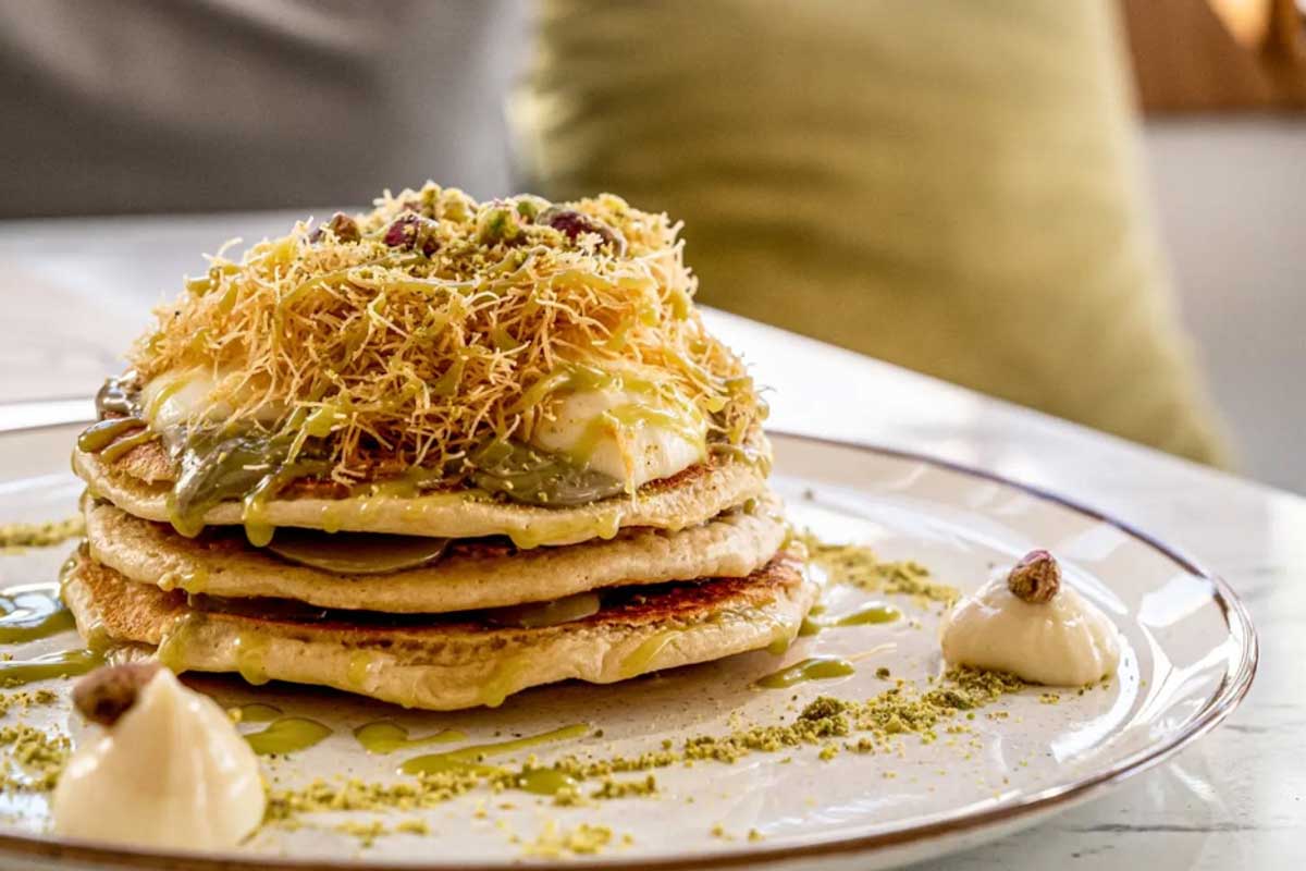 The Finch pancakes in Santorini Greece