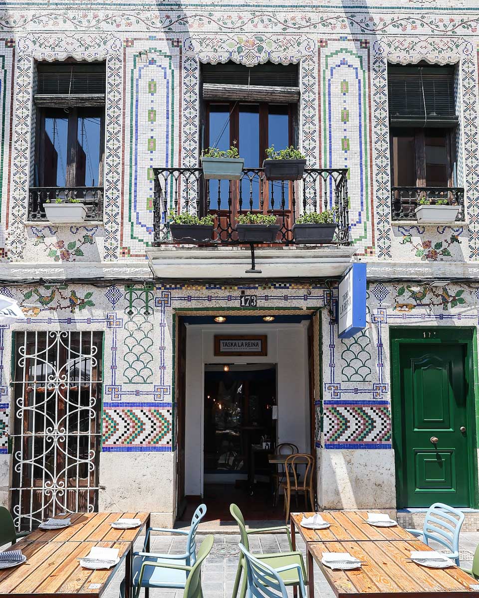 The outside of Taska La Reina in Valencia Spain