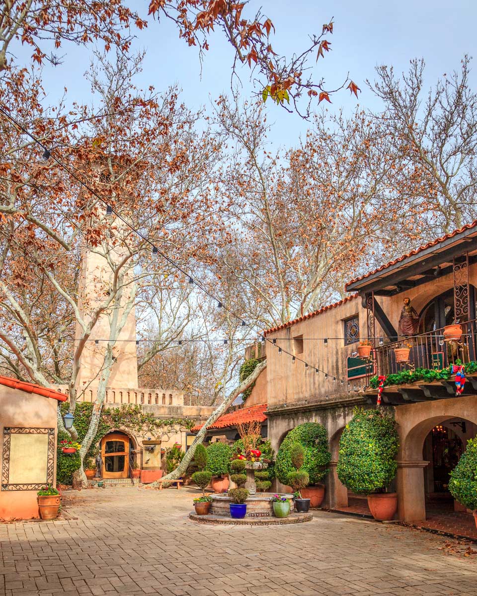 Tlaquepaque Art District in Sedona Arizona