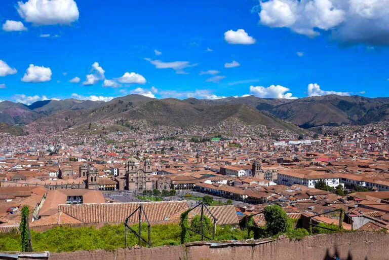 View-from-Cristo-Blanco-Statue-in-Cusco-Peru