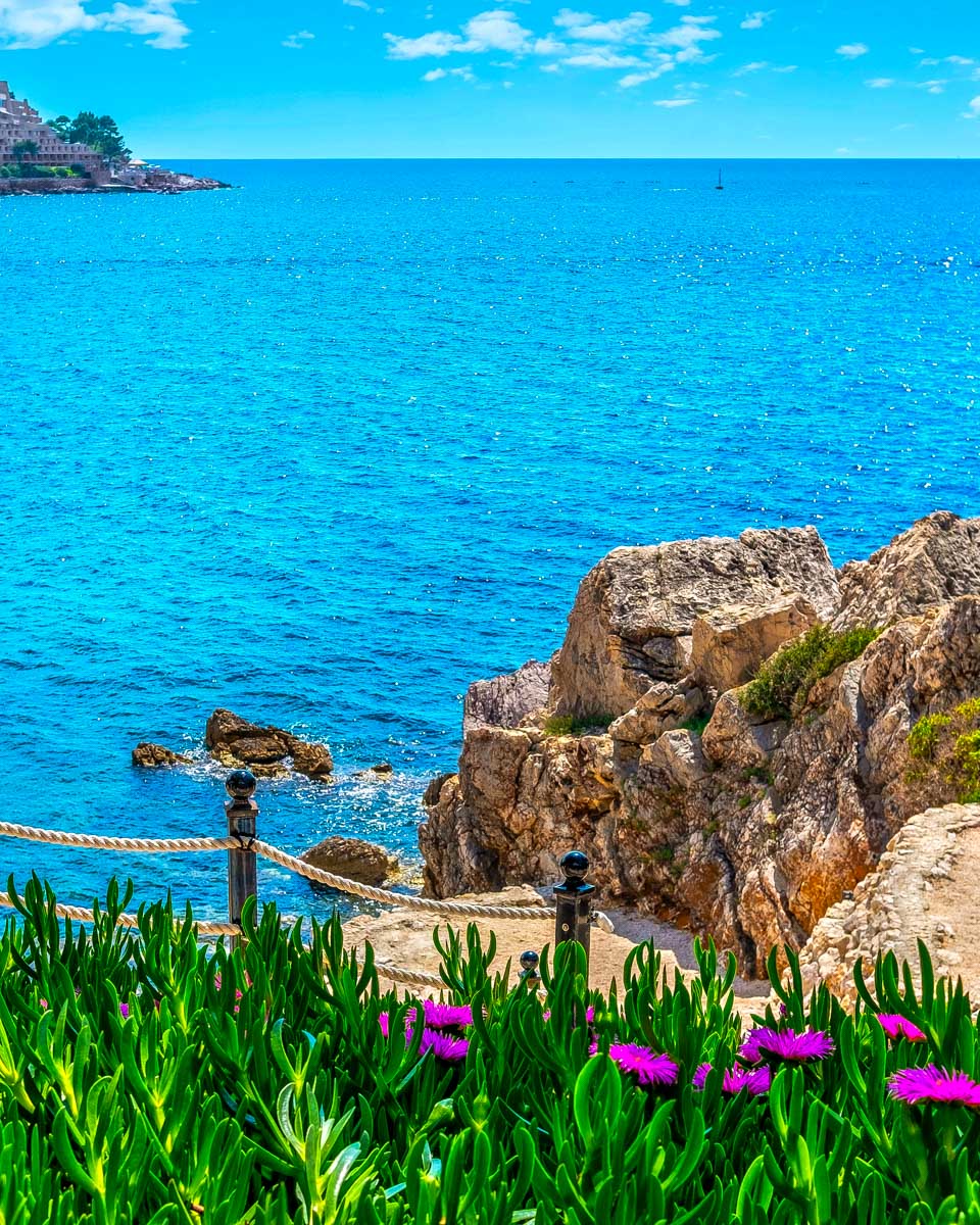 A-nature-walk-in-Lapad-near-Dubrovnik-Croatia