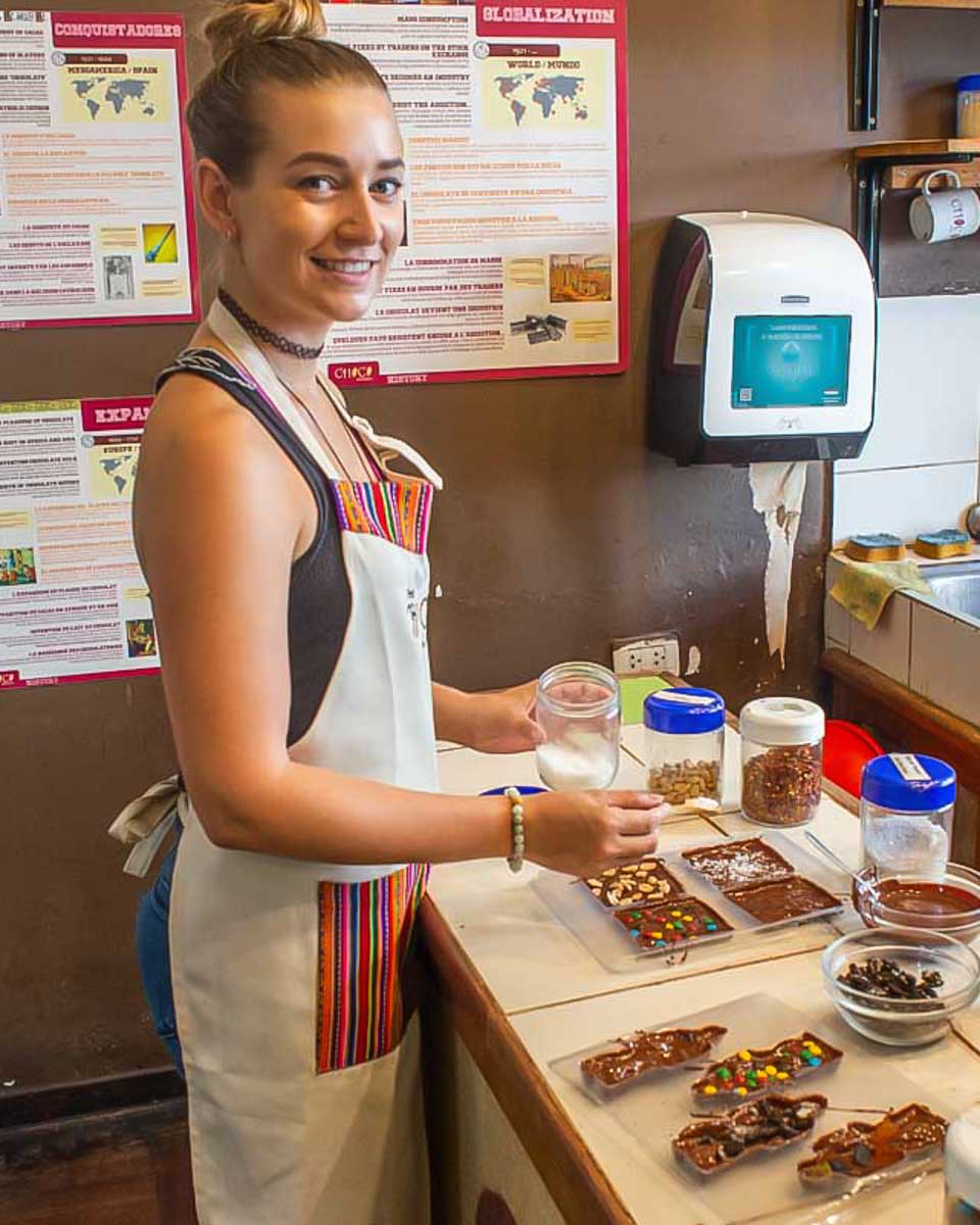 Bailey-making-chocolate-at-the-Chocco-Museo-in-Cusco-Peru
