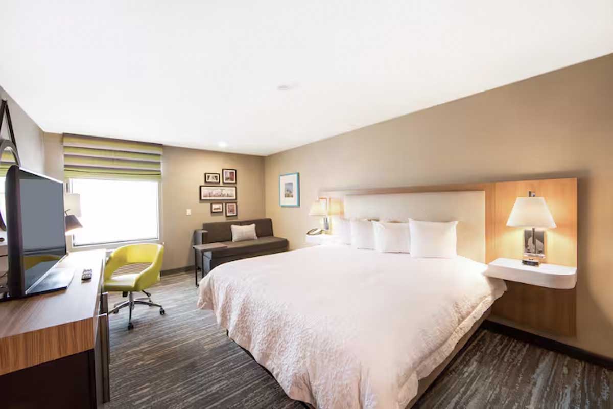 Hampton Inn & Suites Seattle-Downtown in Seattle Washington
