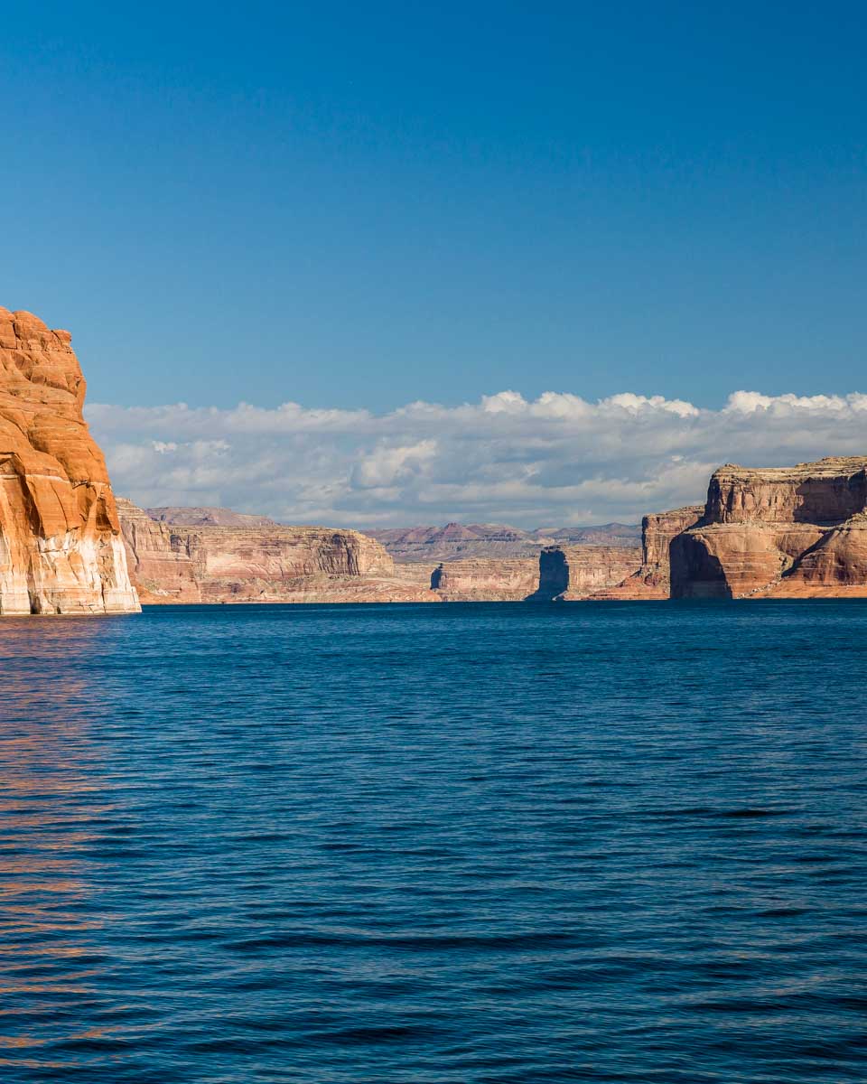 Lake Powell seen on a boat tour from Page Arizona