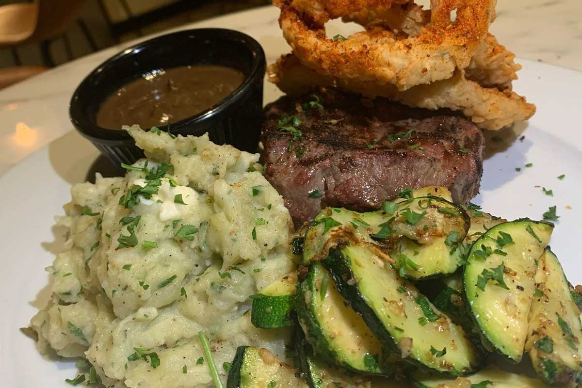 Artemis-Lakefront-Cafe-on-Lake-Tahoe