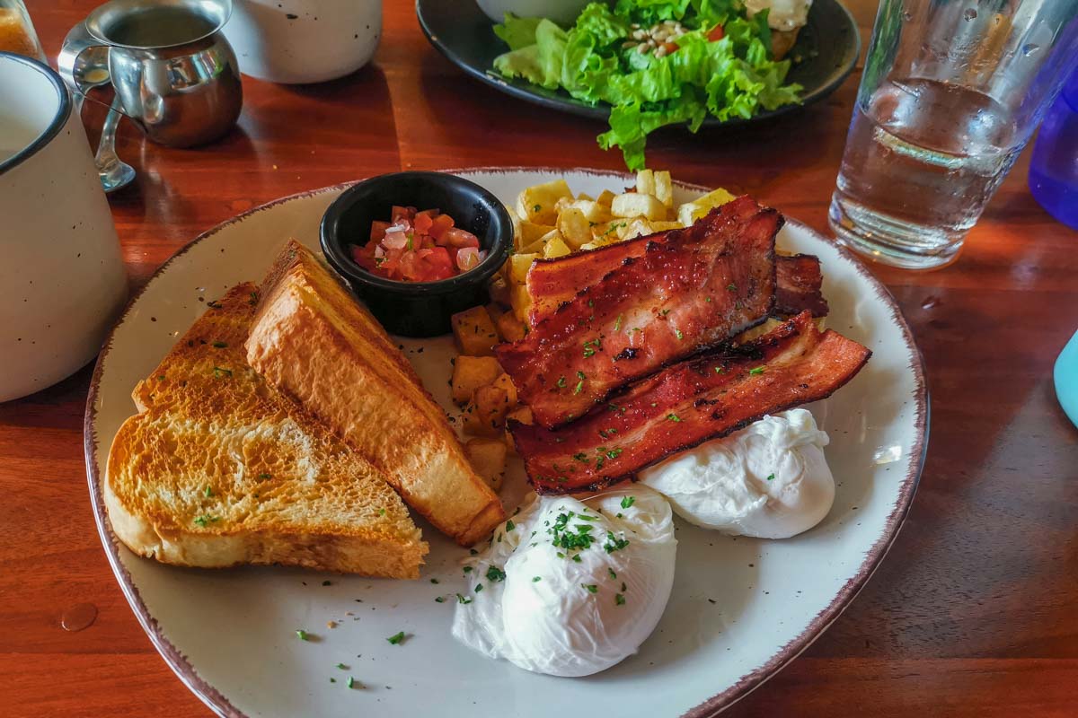 Breakfast-eaten-in-Chicago Illinois