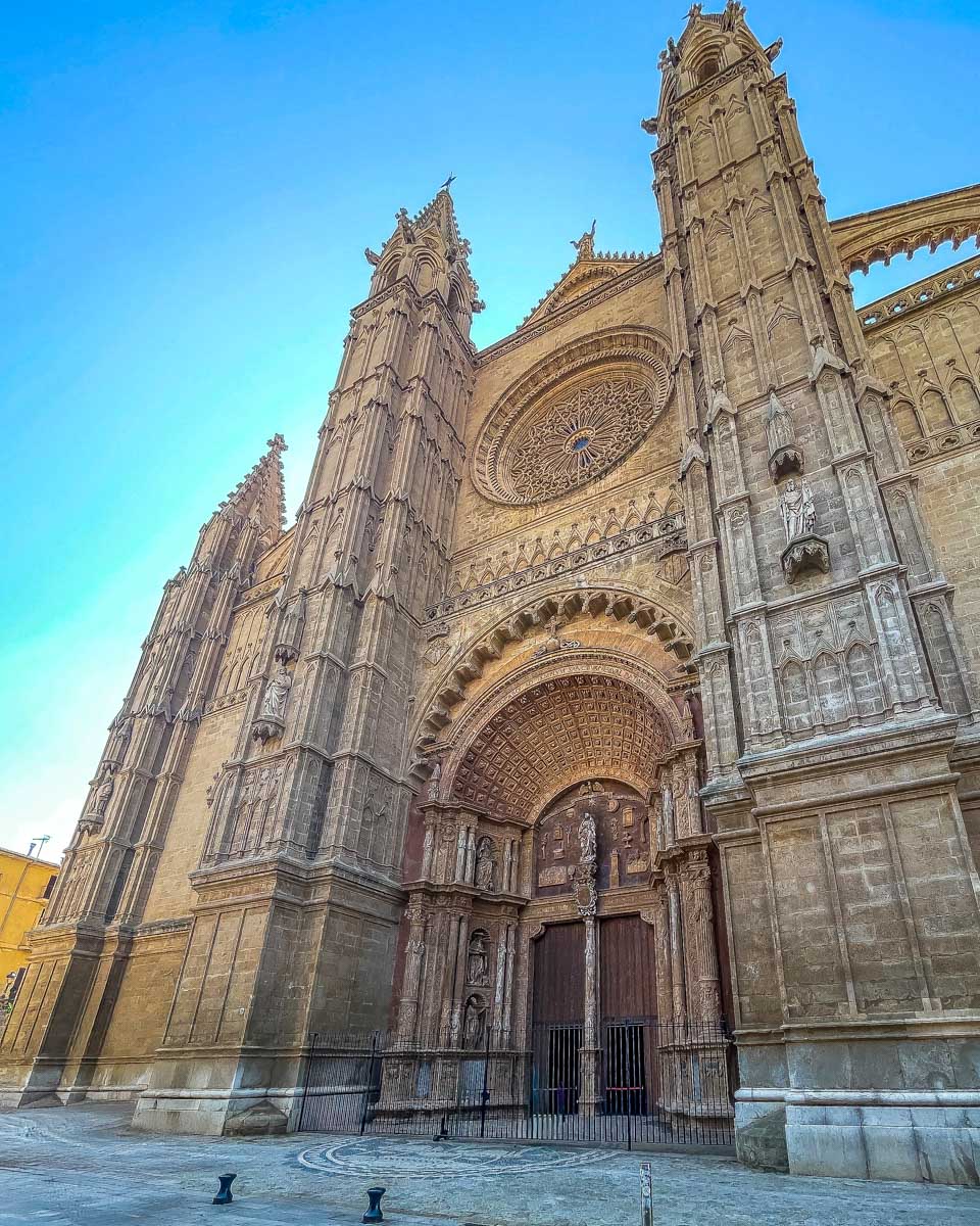 Catedral-BasÃlica de Santa MarÃa de Mallorca in Palma de Mallorca (2)