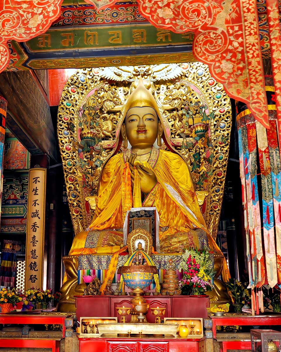 Lama Temple (Yonghe Temple) in Beijing China (2)