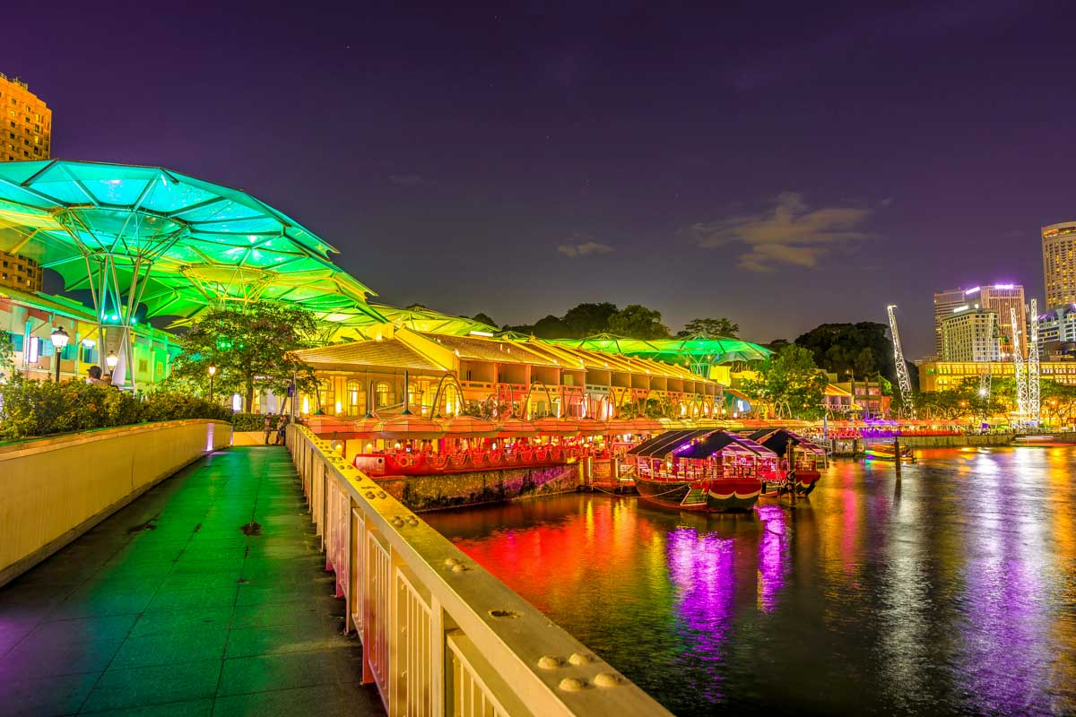 The Singapore River walk at night