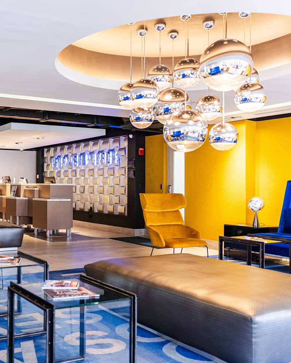 The lobby at TRYP by Wyndham Isla Verde in San Juan