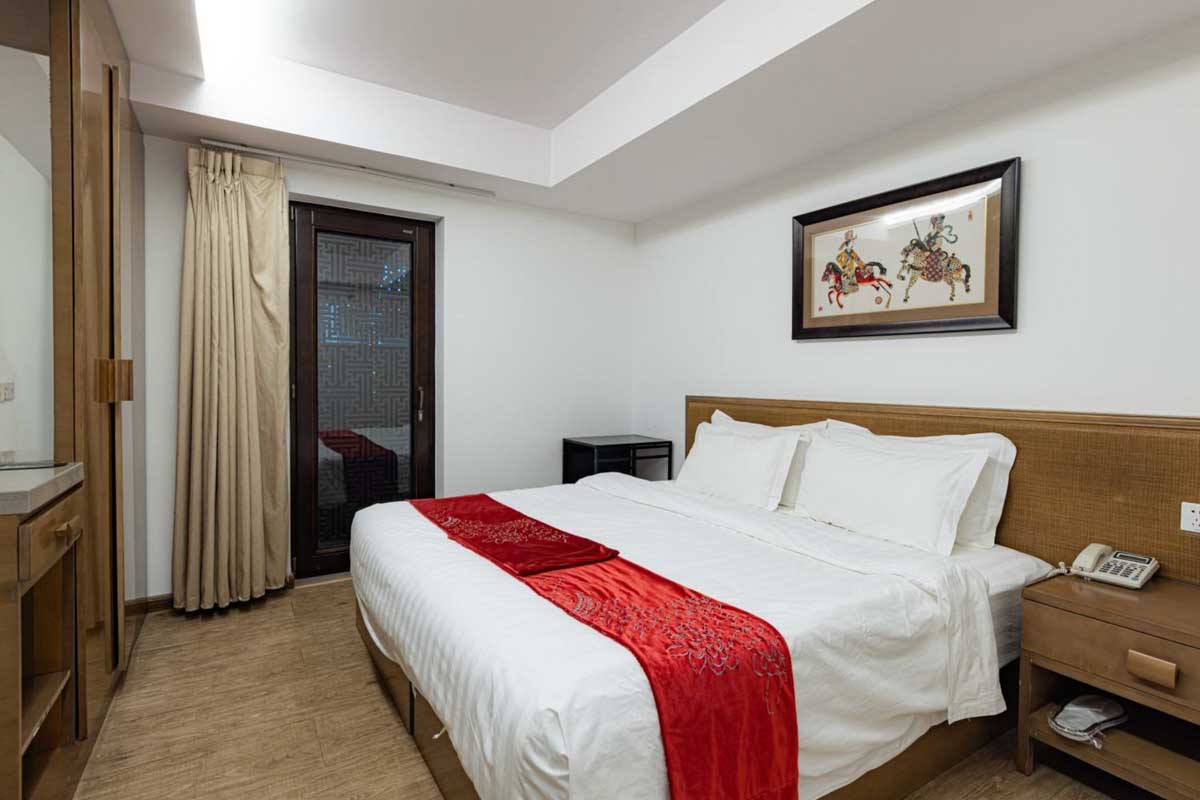 Beijing Shichahai Shadow Art Performance Courtyard in Beijing China