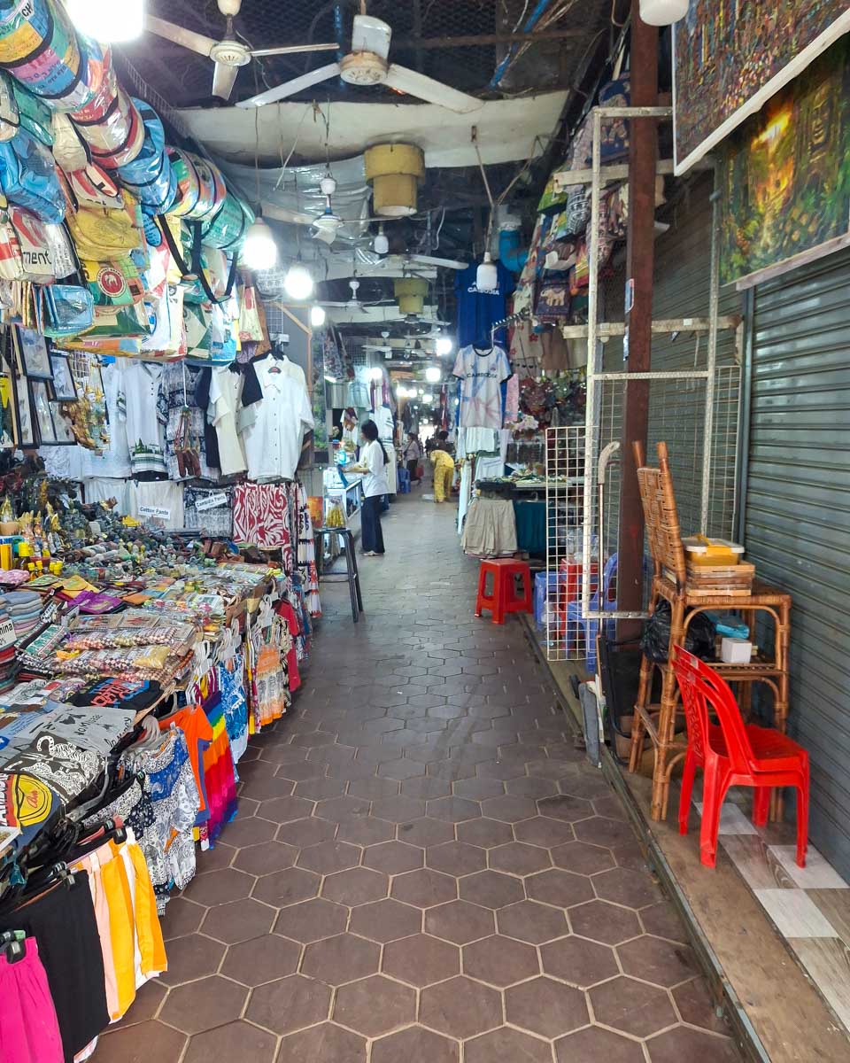 Downtown Siem Reap Cambodia (2)