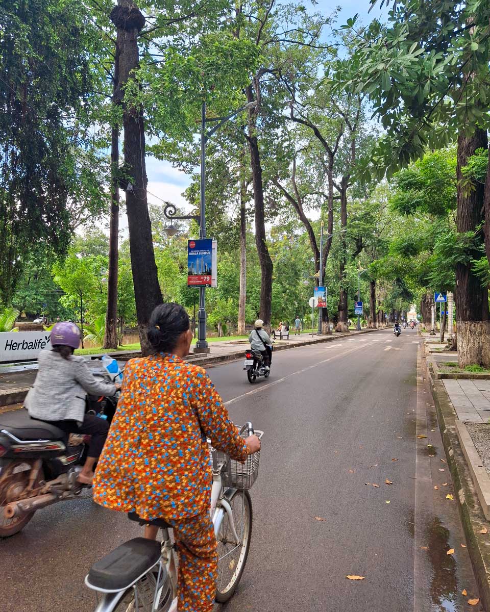 Riverside Siem Reap Cambodia (2)